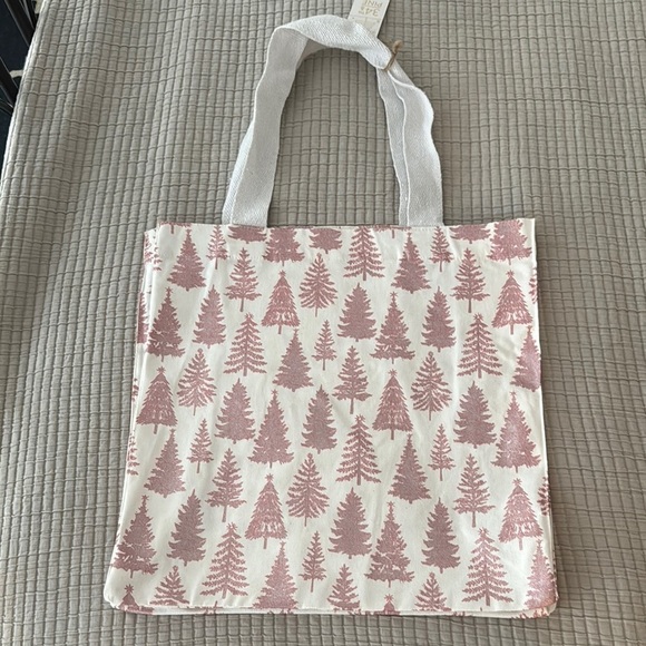 Pink and White Christmas Tree Reusable Tote Bag NWT - Picture 1 of 5
